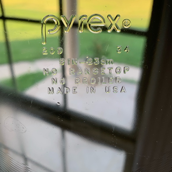 pyrex 9 inch pie pan - Picture 2 of 3